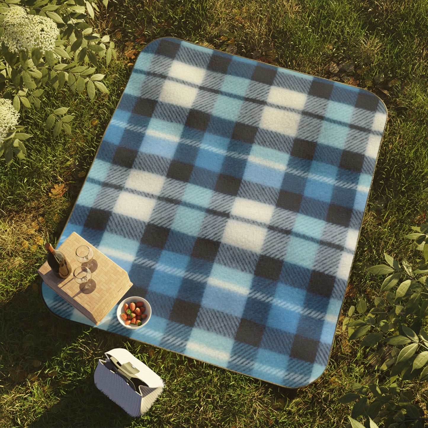 Blue Plaid Picnic Blanket, Classic Checkered Outdoor Blanket for Picnics, Camping & Family Outings