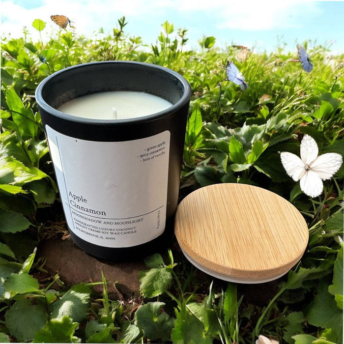 Apple Cinnamon Candle - Crisp and Cozy Fall Fragrance