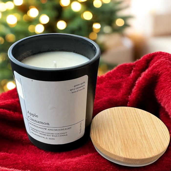 Apple Cinnamon Candle - Crisp and Cozy Fall Fragrance