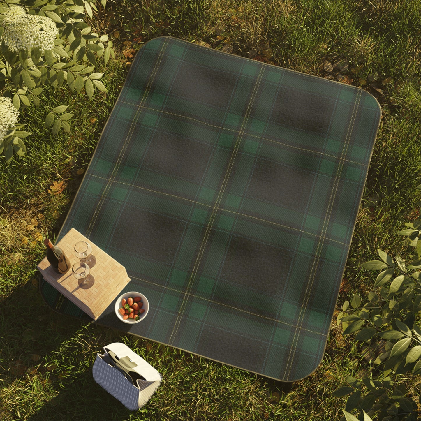 Dark Green and Navy Tartan Picnic Blanket, Classic Plaid Outdoor Blanket for Picnics & Camping