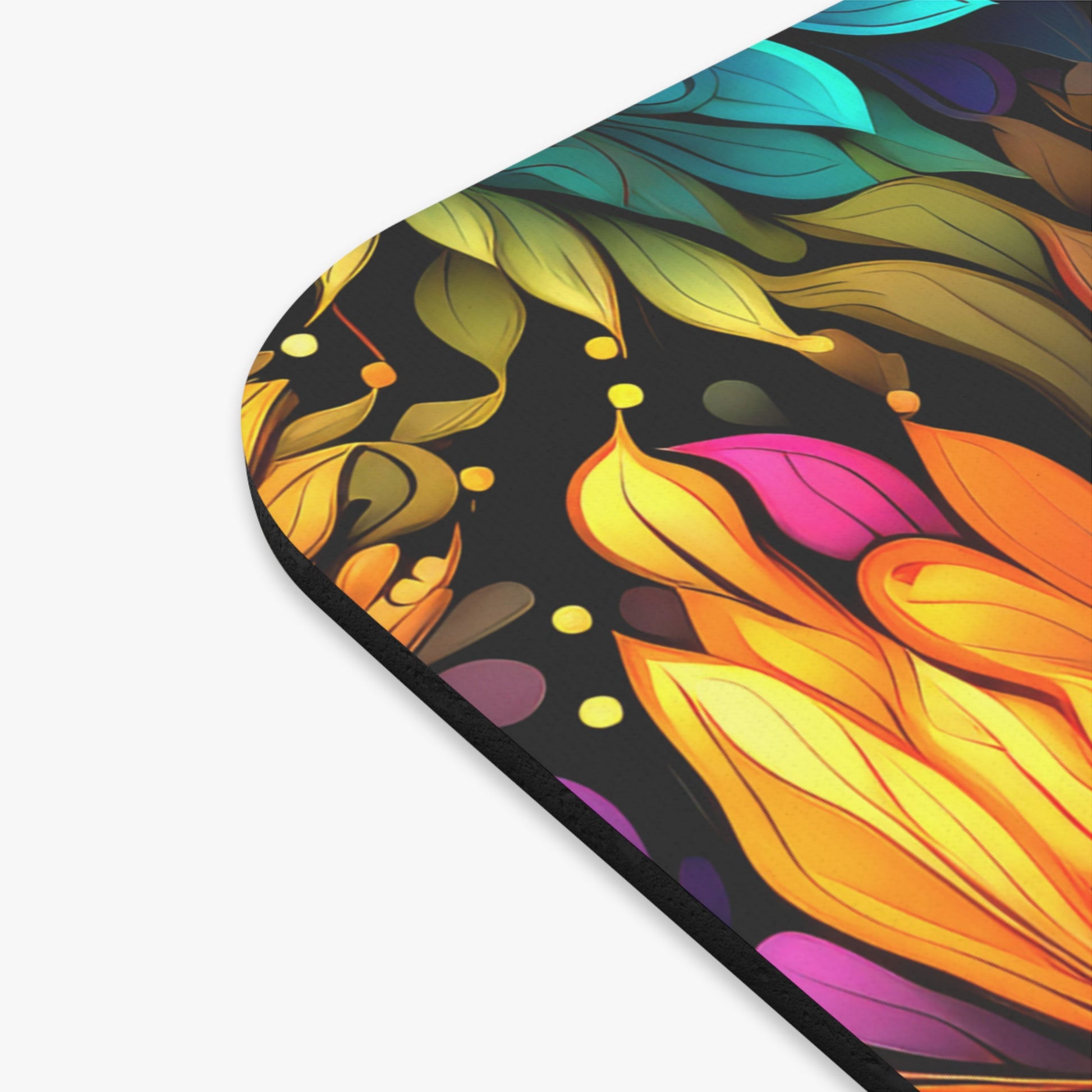 Edge of mouse pad to show its thickness