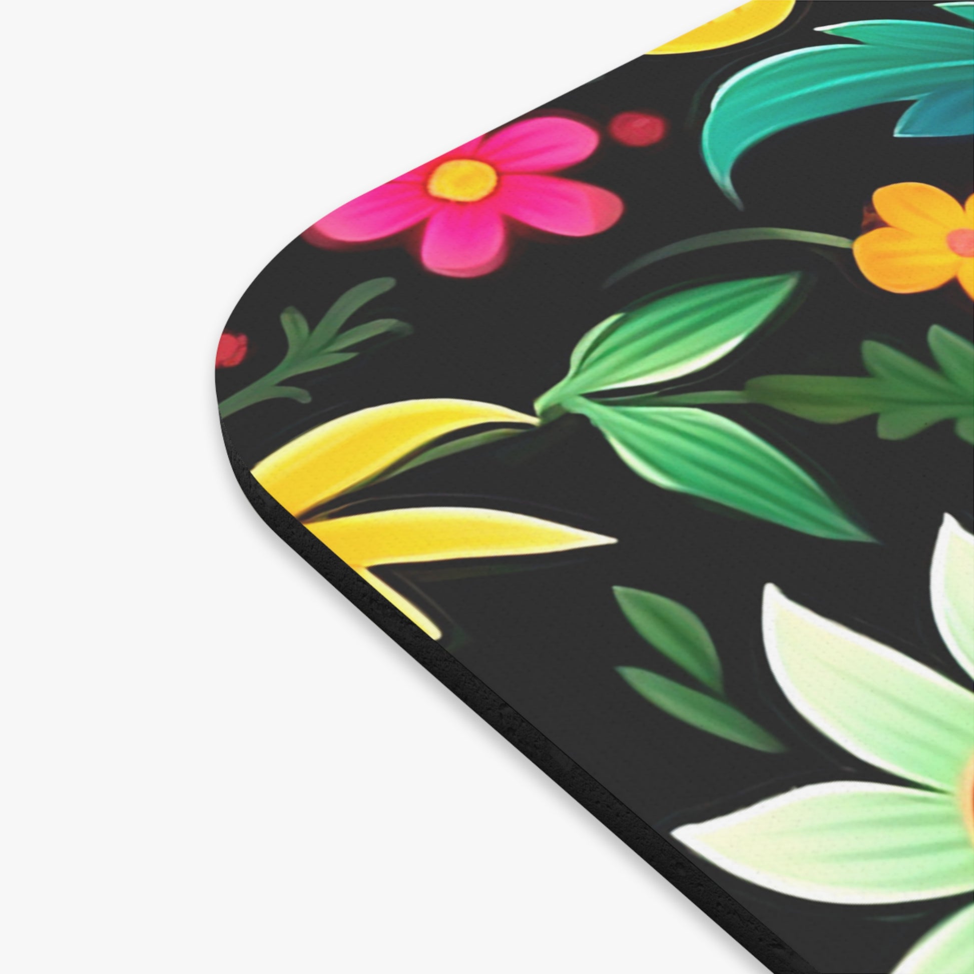 Edge of Mouse Pad showing the thickness