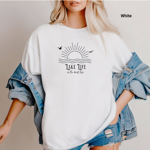 Lake Life T-Shirt, Relaxed Vintage Style Tee for Lake Lovers, Perfect for Summer Days, Gifts for Outdoors Enthusiasts, Casual Wear