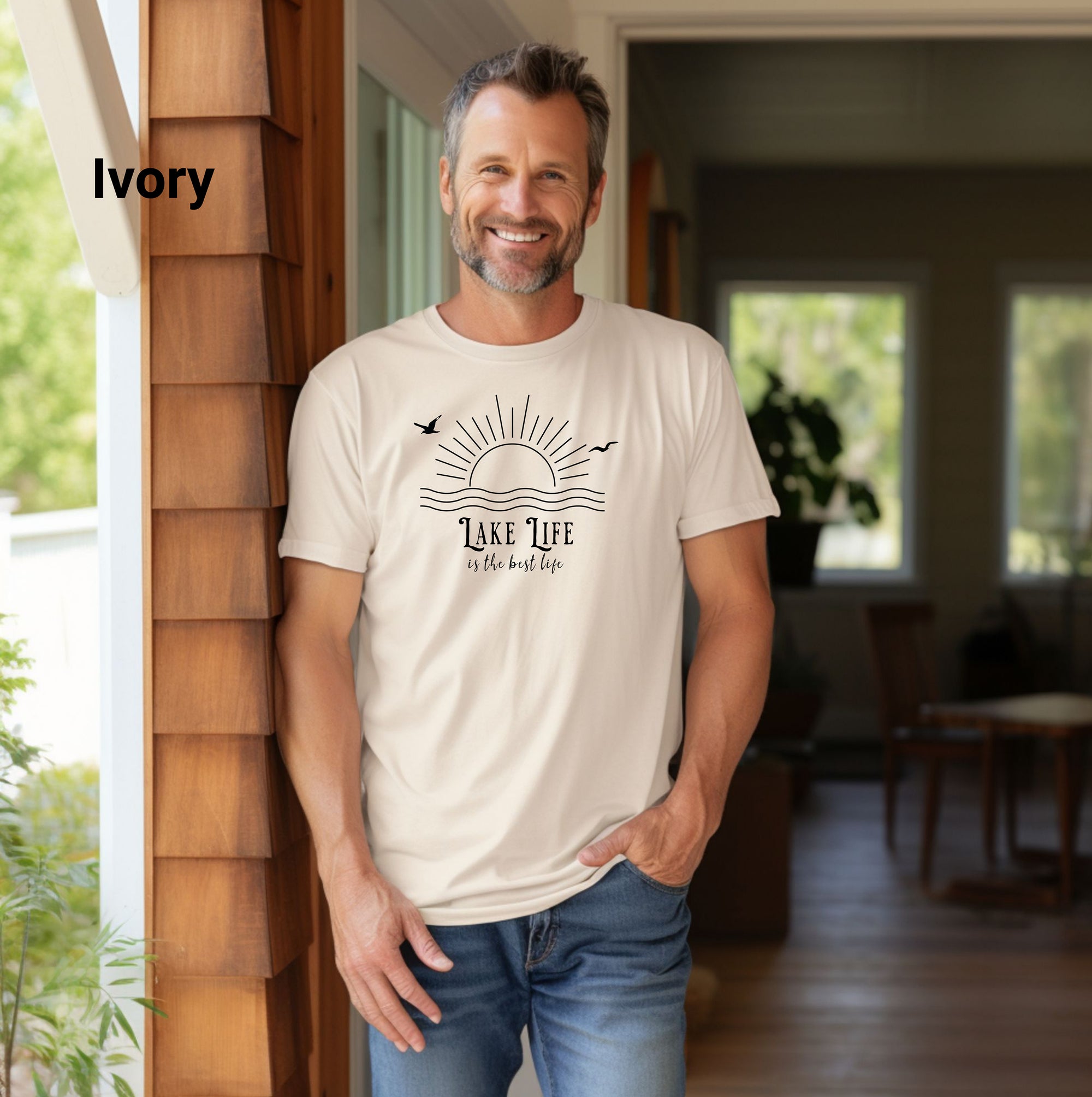 Lake Life T-Shirt, Relaxed Vintage Style Tee for Lake Lovers, Perfect for Summer Days, Gifts for Outdoors Enthusiasts, Casual Wear