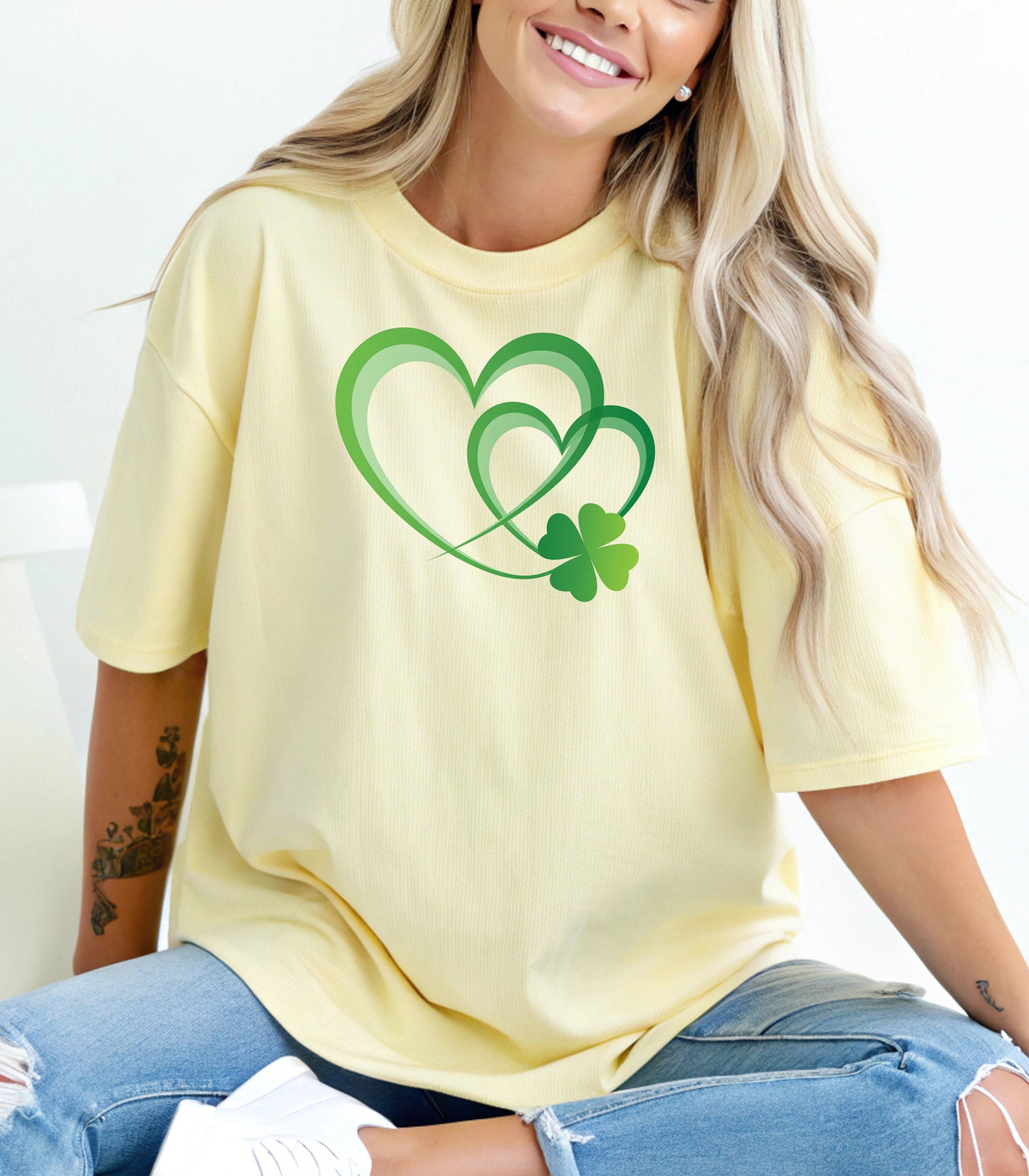 Intertwined Hearts & Shamrock St. Patricks Day T-Shirt, Irish Love Design