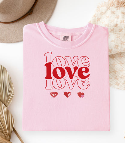 Love Love Love Valentine T-Shirt, Love Retro Graphic T-Shir, 'love' Heart Design